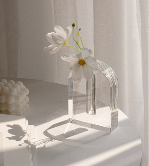 Best Minimal Vase - Functional Art for Modern Homes - Vanilla Bean